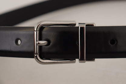 Elegant Black Leather Belt with Metal Buckle