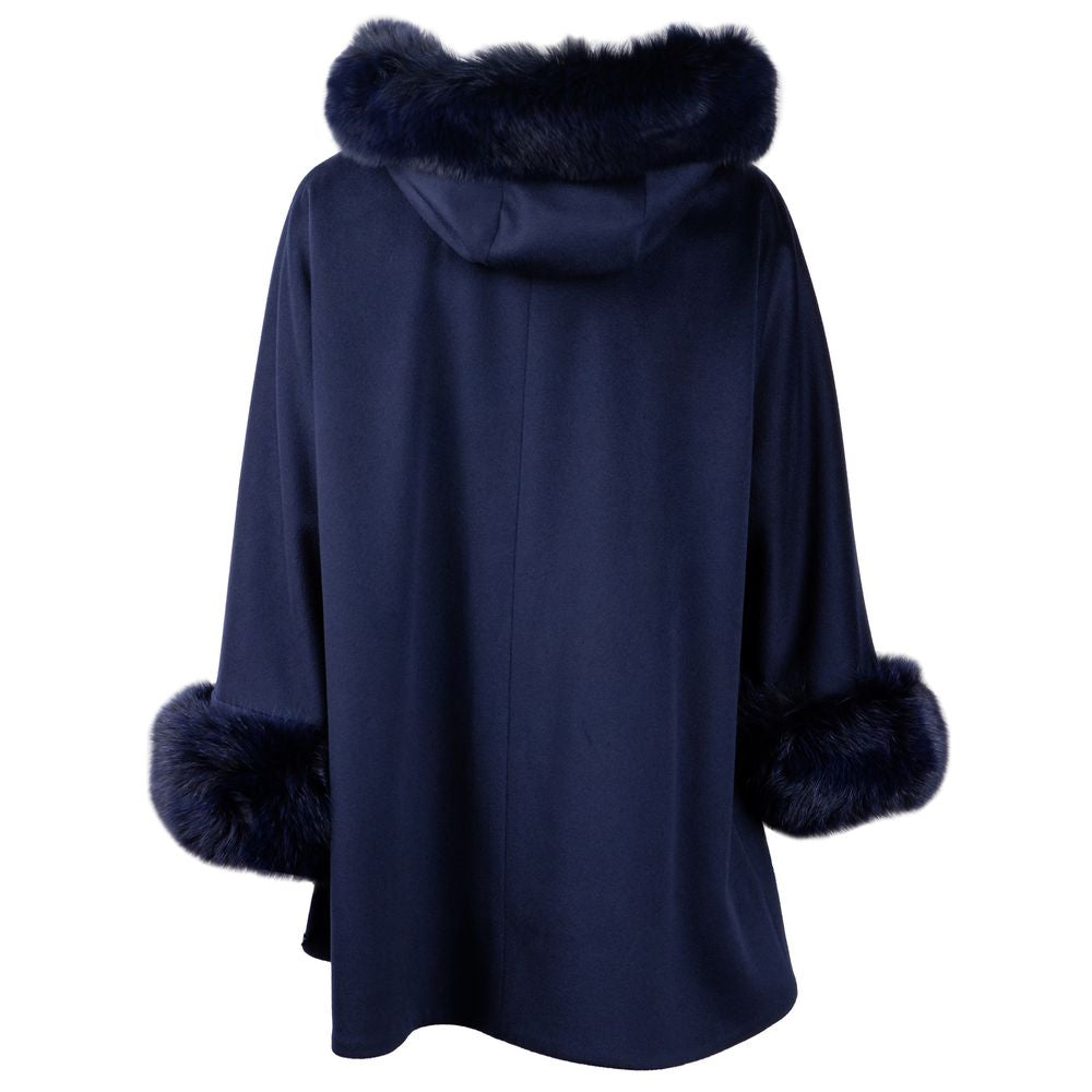 Elegant Virgin Wool Short Coat with Fur Detail