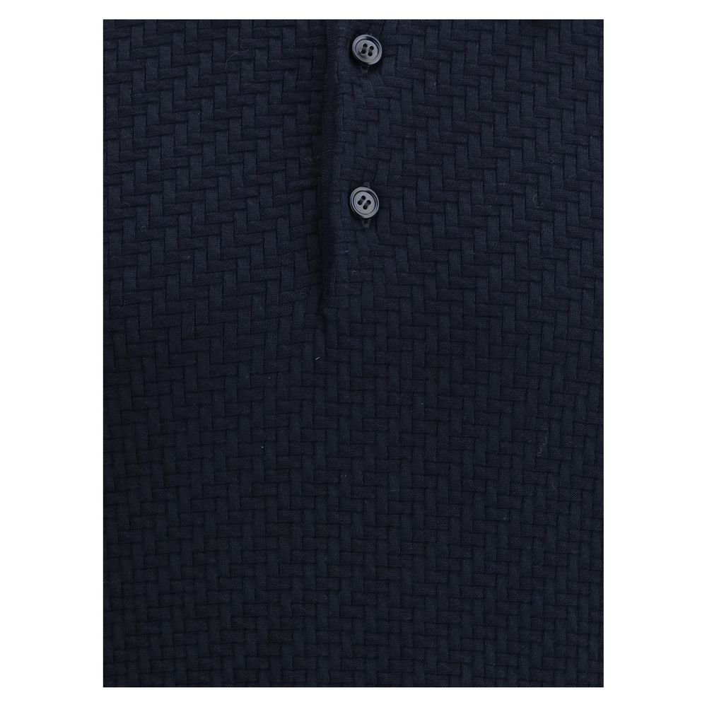 Polo Shirt with woven pattern.